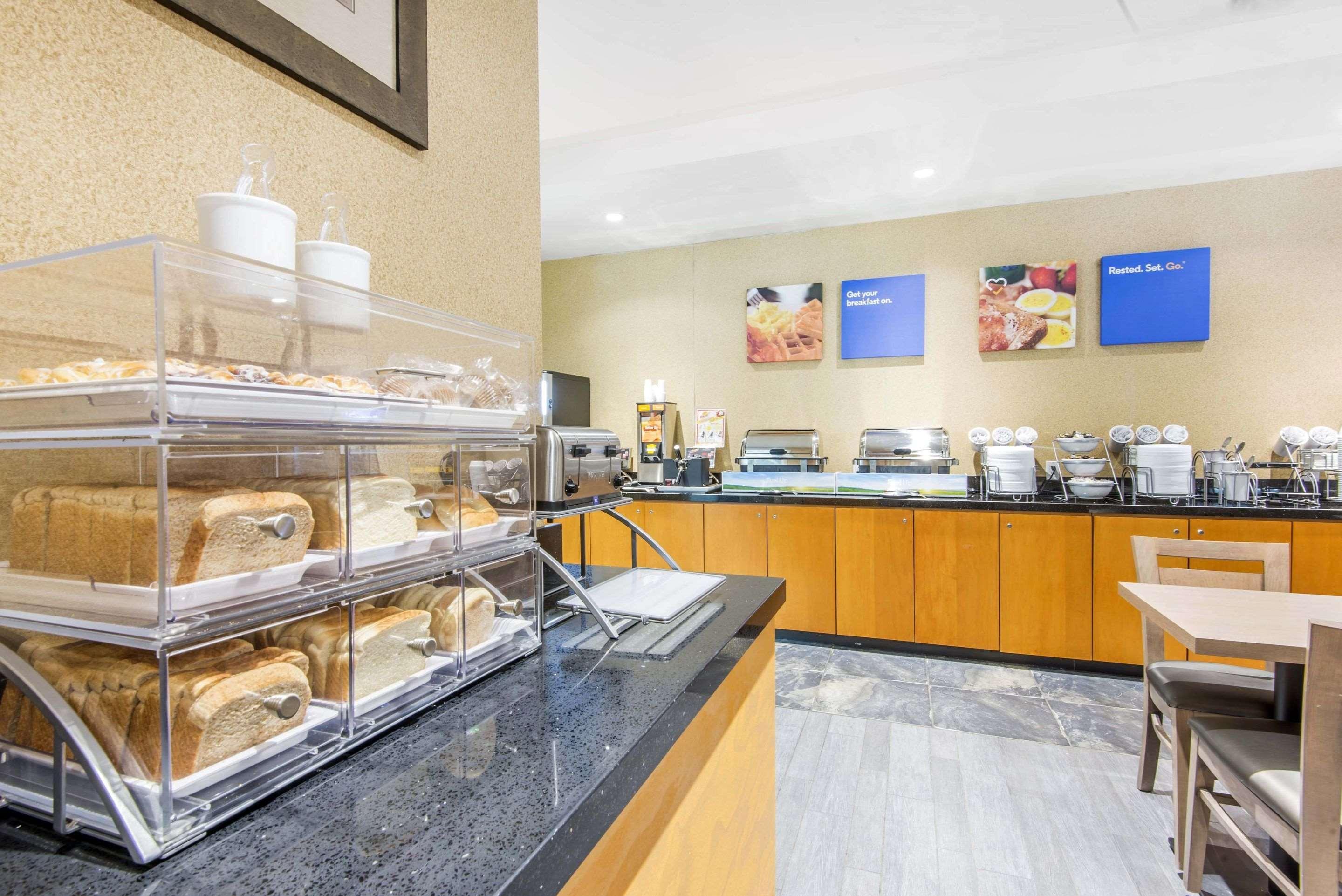 Comfort Inn & Suites Collingwood Eksteriør bilde