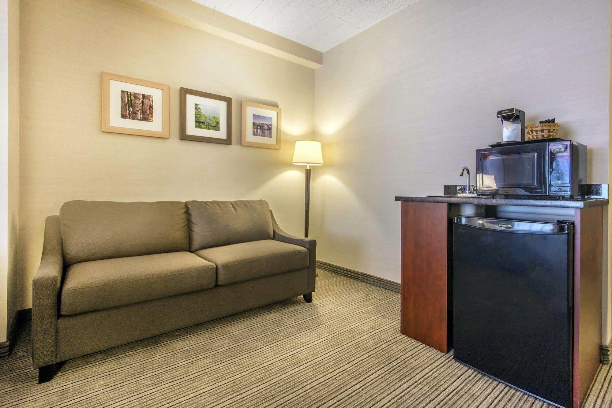 Comfort Inn & Suites Collingwood Eksteriør bilde