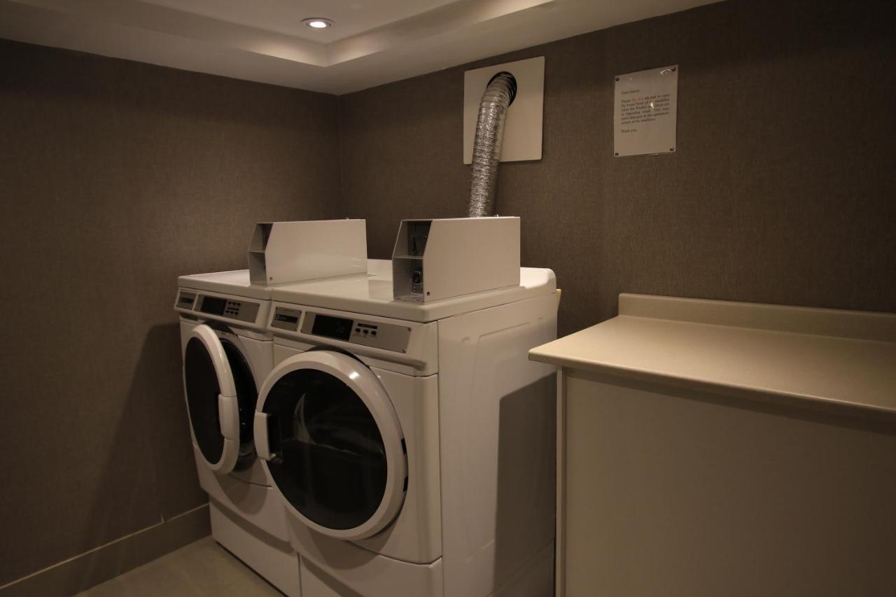 Comfort Inn & Suites Collingwood Eksteriør bilde